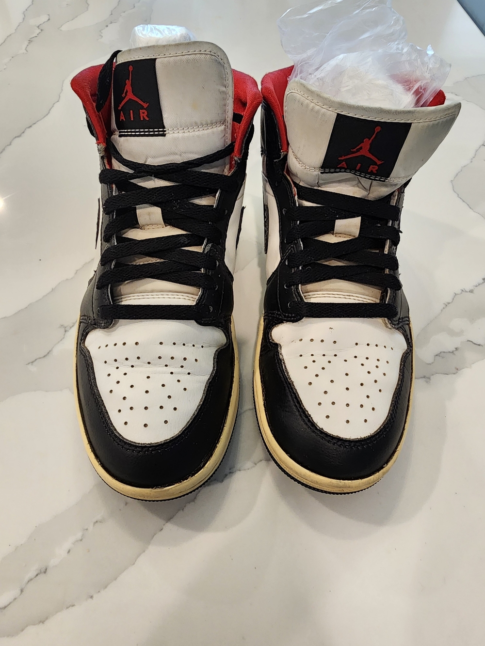 Nike Air Jordan 1 Mid Gym Red Panda White Black BQ6472-061 Women's Size 8.5